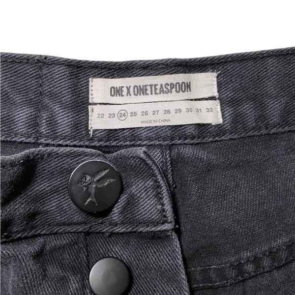 One Teaspoon Pants - One Teaspoon Bandit Button Fly Black Denim Shorts Size 24